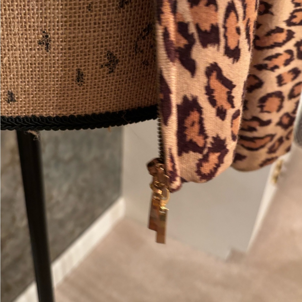 Cache Leopard Print Top with Faux Fur Collar - Picture 8 of 10